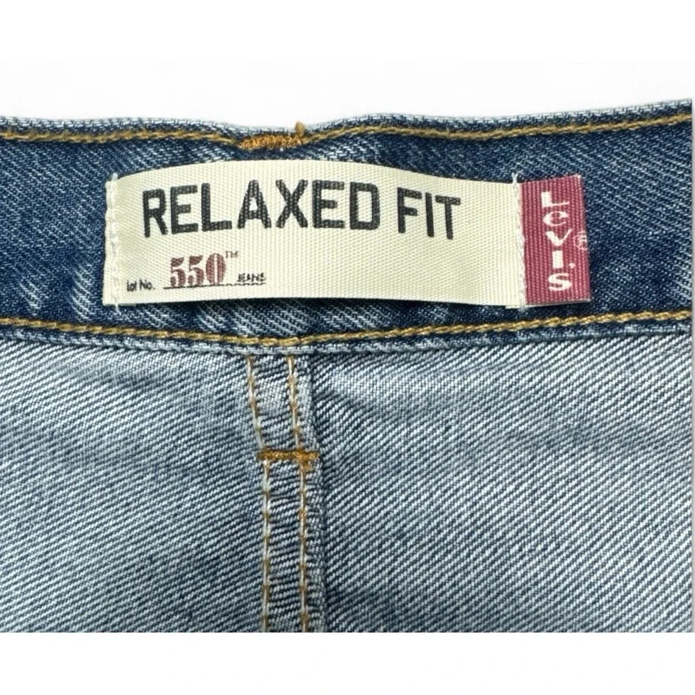 Levi's 550 Men's Relaxed Fit Jeans | 100% Cotton Straight Leg Denim | Size 46x30